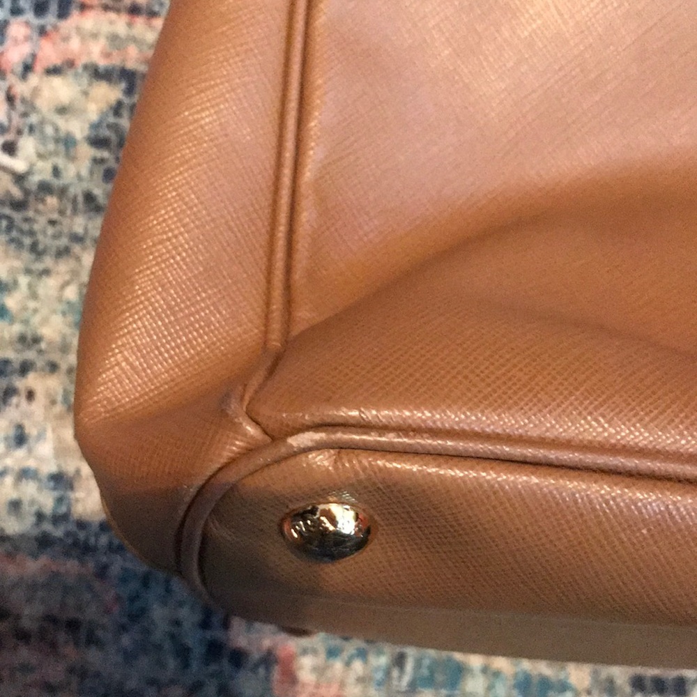 Prada Saffiano Large Galleria Tote - Picture 8 of 8